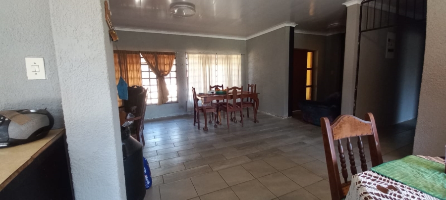 3 Bedroom Property for Sale in Roosheuwel North West